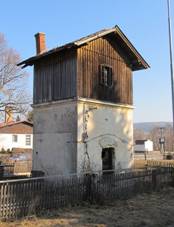 Zbytiny - pamtkov chrnn vodrna na ndra.jpg