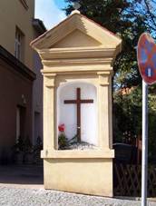 Bevnovsk, vklenkov kaplika.jpg