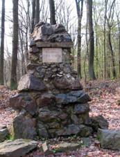 Vankv pomnek v Praze v lese rka (Q64816122) 01.jpg