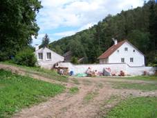 Divok rka, ertv mln (02).jpg