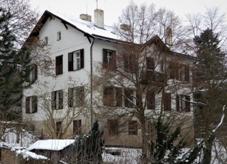 Zeyerova vila v Liboci od severovchodu.jpg