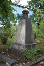 Praha, Hloubtn, Star Hloubtn, pamtnk.JPG