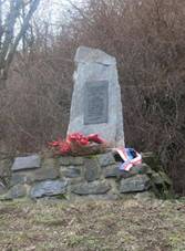 Pomnk Josefu tpankovi padlmu v kvtnu 1945 u cesty z ee do Husince (Q66564773) 01.jpg