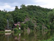 Jlovit, Berounka, Humensko.jpg