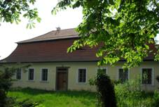 Fara v Klecanech.jpg