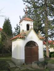 Kaple na nvsi v Klanech (Q94434241) 02.jpg