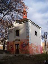 Kaple svat Rodiny pod Nuselskmi schody.jpg