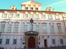 Schönbornský palác v Praze 01.JPG