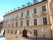 Vratislavský palác, Malá Strana 01.JPG