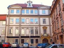 Sterneggovský palác 1.JPG