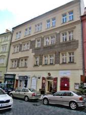 Praha, dm U Zelen me.jpg