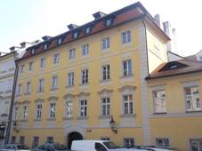 Praha Mala Strana Hroznova 4.jpg