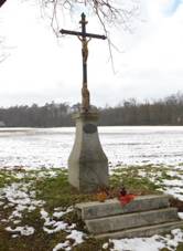 K u samoty Hvozdy severn od Masena (Q107162509).jpg