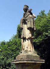 Socha sv.J.Nepomuckeho pod Slapskou prehr.JPG