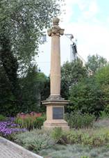 Praha, Troja, vinin sloup (1).jpg