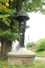 Zvonice, Vodochody, okres Praha - vchod 01.JPG