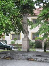 Kojetn, pomnk osvobozen.jpg