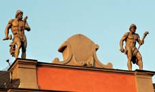P�erov, Husova 10, detail.jpg