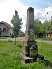 jezdec (Perov), pomnk.jpg