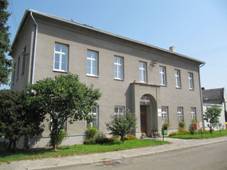 eravice (Perov), obchod.jpg