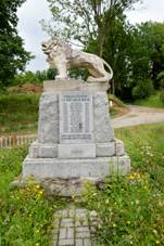 World War I memorial in Bezdkovec 02.jpg