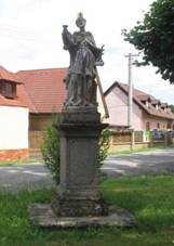 Socha svat Barbory ve Dvorci (Q37267015).jpg