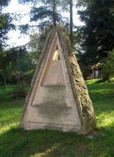 Plastika ve Dvorci v Romitlsk ulici (Q66051388).jpg