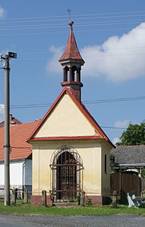 Nov Ves u Nepomuka chapel 01.JPG