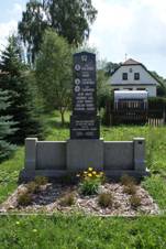 Radochovy memorial.JPG