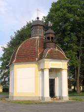Kaple Poven svatho Ke (Sobkury).jpg