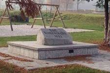 Pamtnk v Sobkurech (Q66054888).jpg