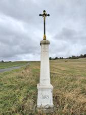 K u rozcest severn od Tojic.jpg