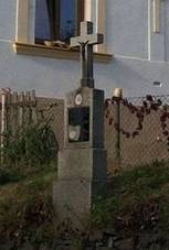 K ve Tniti u hostince (Q66055260).jpg