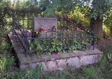 Pamtnk hrdin revoluce u Chotilska (Q66566215).jpg