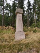 Historick rozcestnk u Dubence.jpg