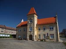 Radnice, Kostelec na Han.jpg