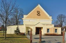 Sokolovna, Ol�any, okres Prost�jov.jpg