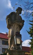 Socha ped farou, Otaslavice, okres Prostjov.jpg