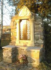 Prostjoviky pomnk u hbitova.jpg