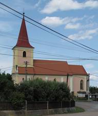 Drahov jezd, nves s kotelem.jpg