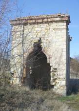 Kaple u poln cesty severn od Evan (Q78782325) 02.jpg