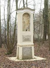 Kapli�ka na rozcest� ji�n� od P�st (Q78782455) 01.jpg