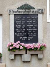 Pomnk padlm v idovicch (Q78795871) 02.jpg