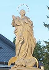 Rymarov - sloup se sochou panny Marie.JPG