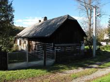 Chvlov (Nechvalice), roubenka.jpg