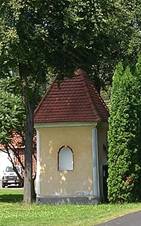 Okov, kaplika, od jihovchodu.jpg