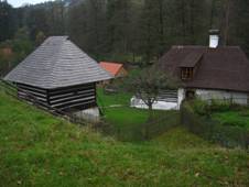 Blhova Lhota - vodn mln.JPG