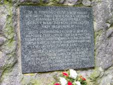 Liboho, pomnk, npis.jpg