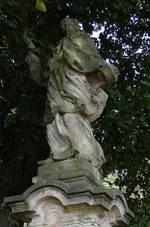 Malá Skála - socha svatého Jana Nepomuckého (1).jpg