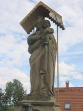 Socha Madony ve Žďáru u Kumburka (Q80438907) 02.jpg